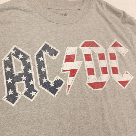 ACDC Band Crew Neck Short Sleeve Graphic T Shirt Mens Size Large LT Gray - Picture 4 of 9